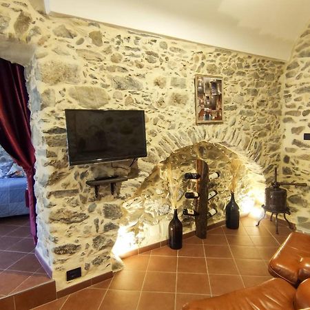 Casa Bertagna Apartamento Rocchetta Nervina Exterior foto